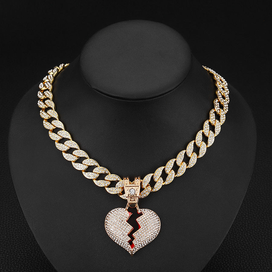 Wholesale Full Diamond Broken Heart Pendant Hip Hop Alloy Necklace